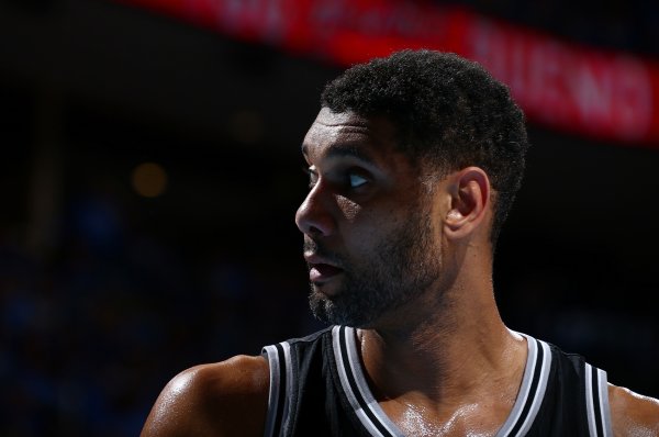 Griffin nói về Chào mừng bạn đến với thời điểm NBA: Lần đầu tiên thi đấu với Duncan, tôi đã xem anh ấy chơi bảng trong thời gian khởi động