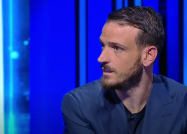 Florence: Răn đe nhà của Juventus không còn nữa. Cảm ơn bạn vì quyết định nghỉ hưu của bạn
